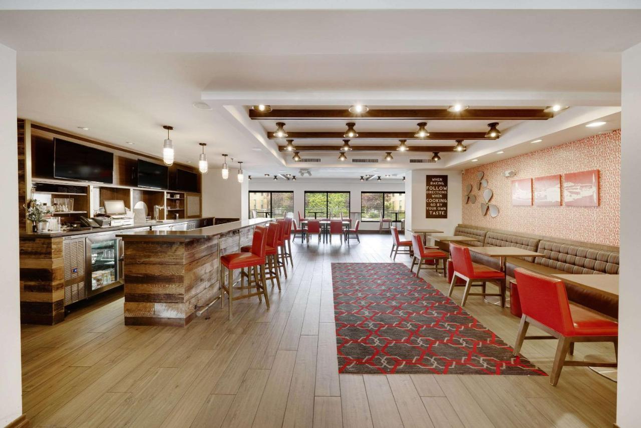 The Crossroads - Hotel 3*